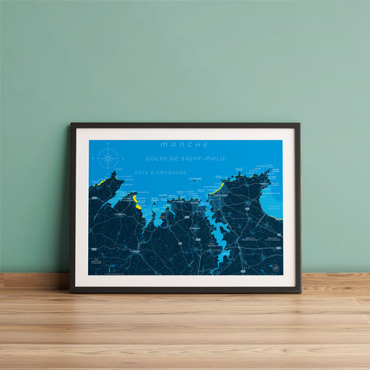 Présentation encadrée de la carte de la côte d'Emeraude, format 30 x 40 cm